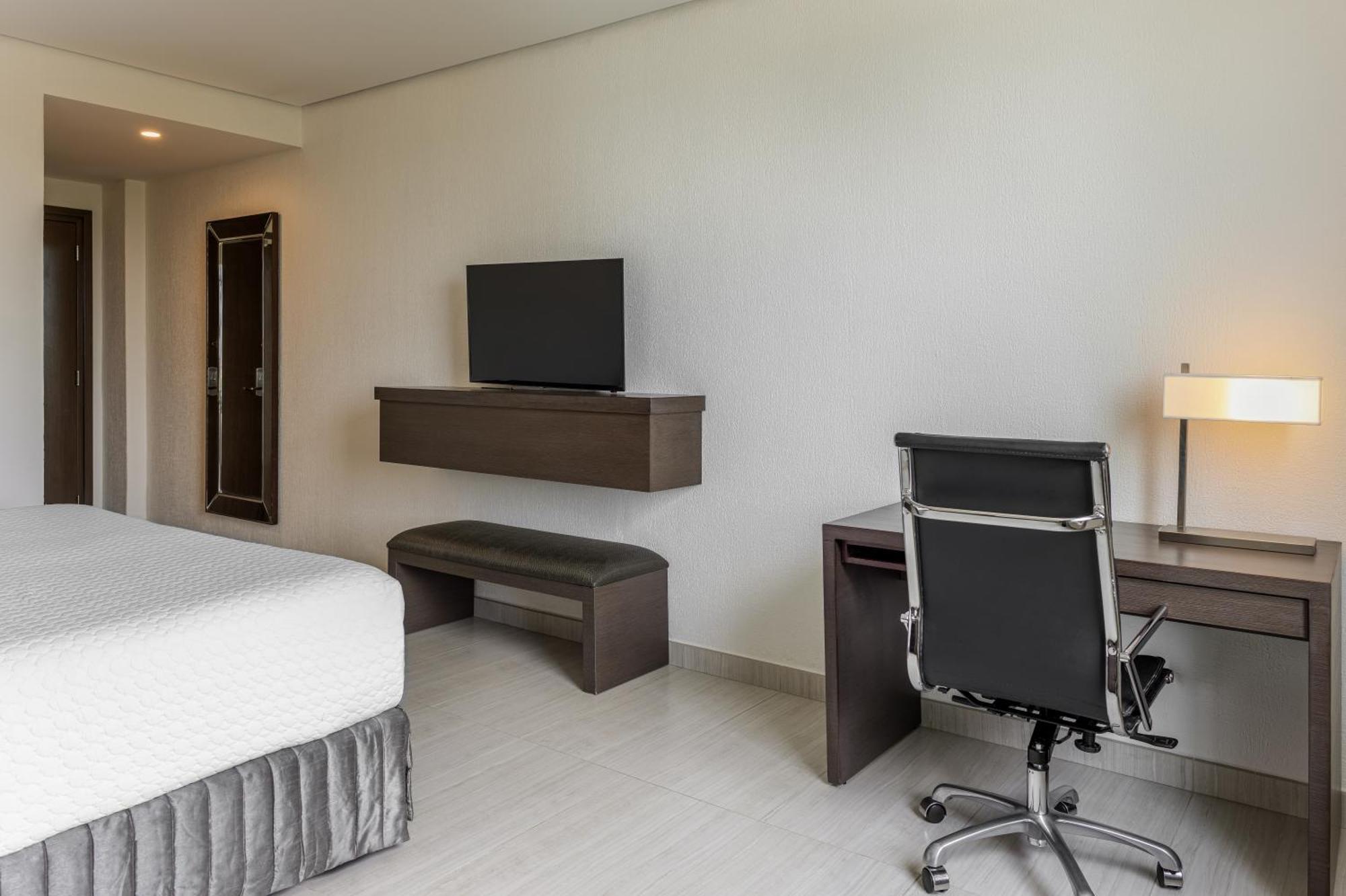 Hotel Crowne Plaza Airport By Ihg Tocumen Pokoj fotografie